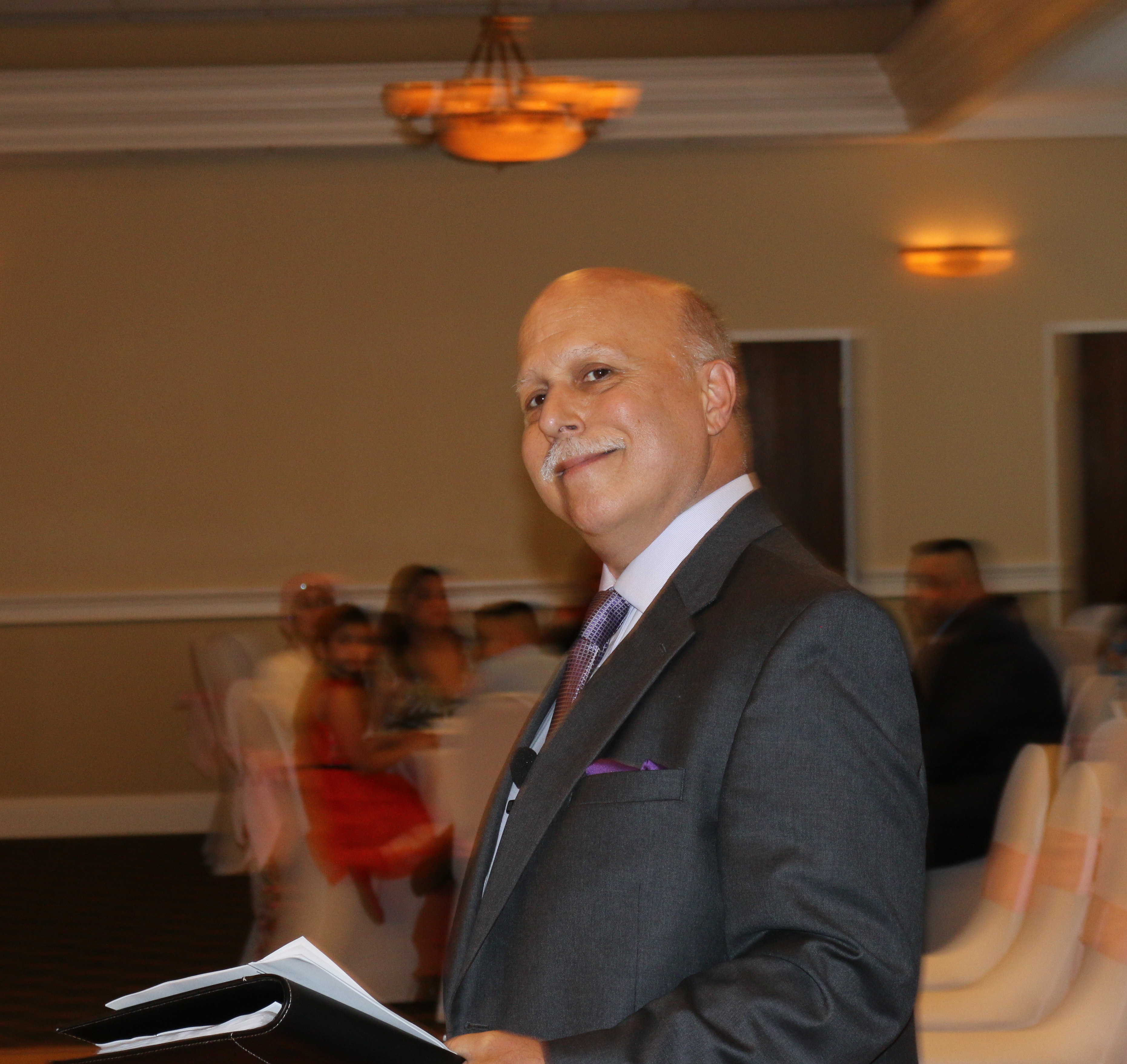 GilSanchez_Officiant-1